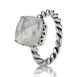 Mother of Pearl Pandora Ring